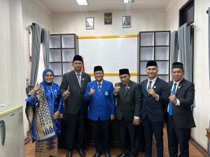 Ketua DPD PAN Kota Jambi Dr. dr Maulana MKM Hadiri Pengucapan Sumpah Janji Pimpinan DPRD Kota Jambi