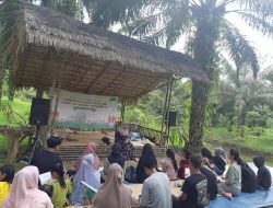 Berlatih Mendongeng hingga Menulis Kreatif di Atap Rumbe