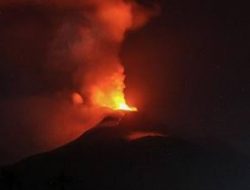 Gunung Lewotobi Laki-Laki Erupsi, Puluhan Bangunan Rusak, Jumlah Korban Terus Bertambah