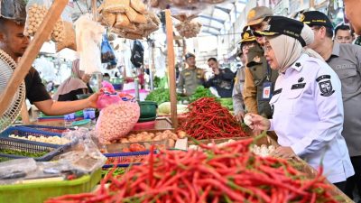 Jelang Nataru, Pj Wali Kota Sidak Sejumlah Pasar, Ritel Modern dan Gudang Sembako Di Kota Jambi