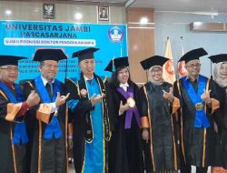 Ketua Stikes Garuda Putih Raih Gelar Doktor dalam Waktu Cepat