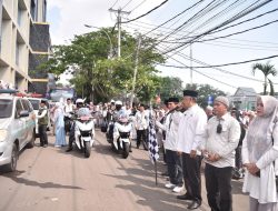 221 Jamaah Dari Kloter 13 Kota Jambi Dilepas, Sekda Ridwan Titip Doa dan Harapan