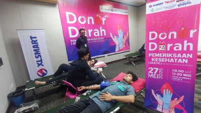 Karyawan XLSMART dan Bank Indonesia Gelar Donor Darah Bantu Anak-Anak Penderita Kanker