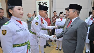 Kukuhkan Paskibraka Kota Jambi, Maulana : Simbol Persatuan, Disiplin, serta Semangat Nasionalisme