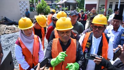 Wali Kota Maulana Ajak Warga Gotong Royong, Tandai Kick-off Kampung Bahagia di World Cleanup Day