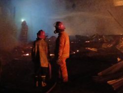 Pabrik Tahu dan Satu Rumah Terbakar di Talang Jauh, Diduga Akibat Konsleting Kompor Listrik