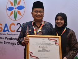 Wali Kota Jambi Terima Penghargaan Terbaik 2 Nasional Pada I-SIM Award 2025