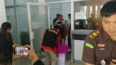 Kejari Jambi Geledah Kantor Pengelola Pasar Angso Duo, Dalami Dugaan Korupsi Pajak Parkir