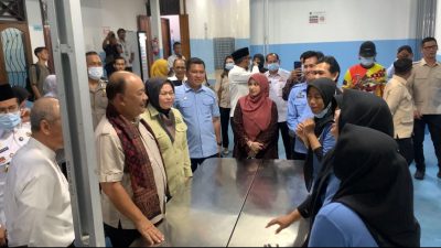 BGN dan Wali Kota Jambi Resmikan SPPG, Program Gizi Ini Ternyata Dongkrak Ekonomi Warga