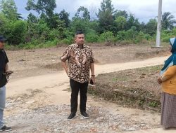 Penuhi Janji pada Almarhum Raffi, Ketua DPRD Kota Jambi Bangun Jalan Lingkungan di Alam Barajo