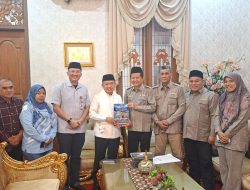 Komisi Informasi Provinsi Jambi Sampaikan Laporan Kinerja 2025 kepada Gubernur Jambi