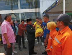 Pemkot Jambi dan Sinsen Berbagi 1.253 Paket Sembako untuk Pahlawan Kebersihan