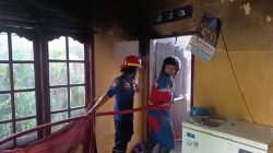 Sebuah Rumah Kosong Terbakar, Ini Penyebabnya