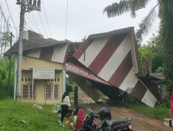 Satu Bangunan di Dekat Danau Sipin Roboh, Diduga Akibat Hujan Deras