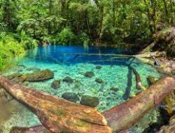 Cerita Rakyat Jambi : Asal Usul dan Sejarah Danau Kaco Kerinci, Kilau Pancaran Kecantikan Putri Raja