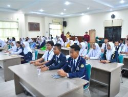 Wawako Diza Buka Bimtek Kepemimpinan OSIS SMP se-Kota Jambi, Cetak Generasi Muda Visioner