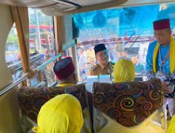 Walikota Jambi Lepas 435 CJH Kloter 13 ke Tanah Suci
