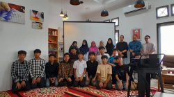 Siswa Kelas IX SMP Alam Al Fath Presentasikan Hasil Magang Belajar dari Pengalaman, Bertumbuh melalui Proses